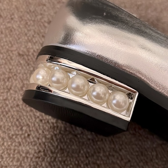 Silver Flats - Picture 2 of 4